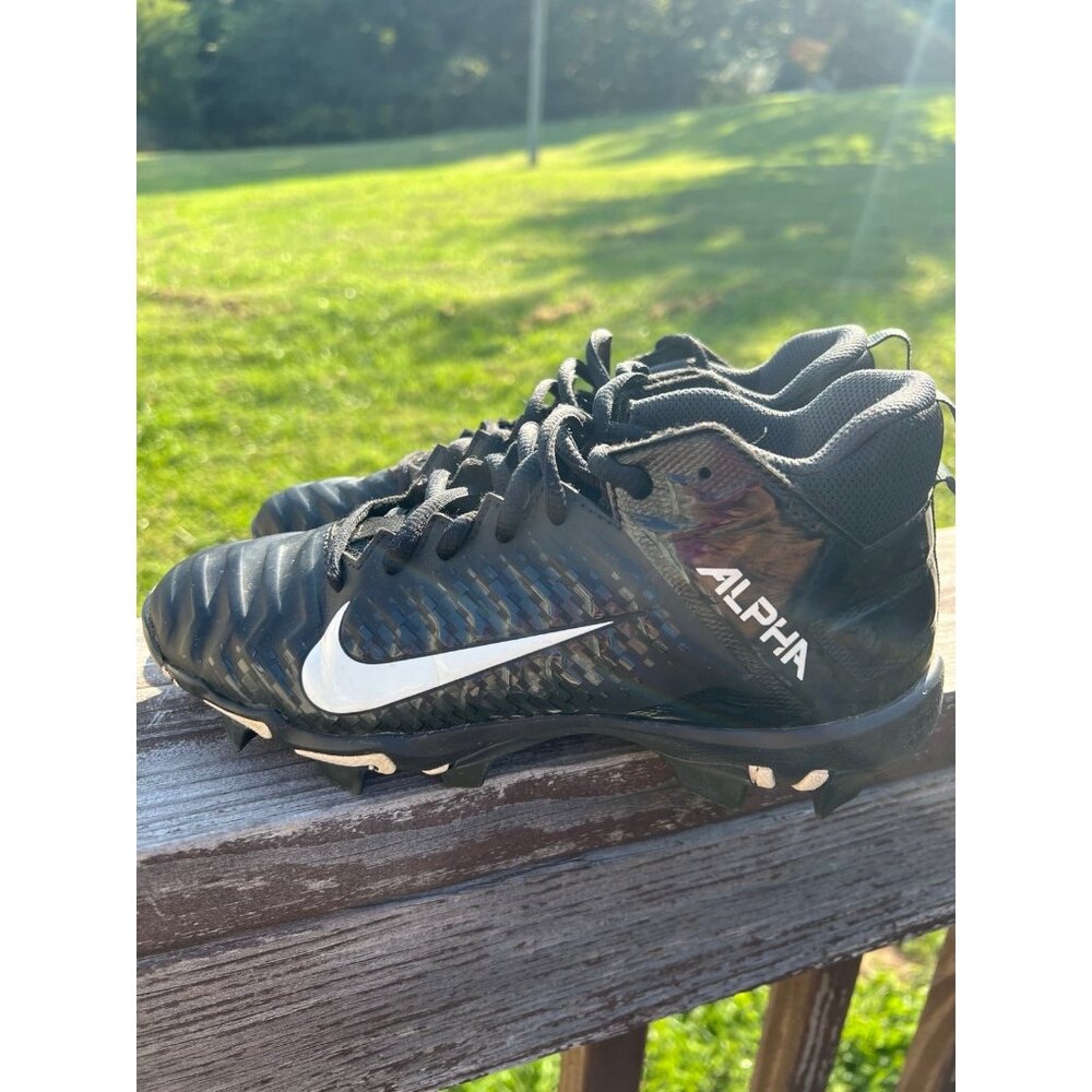 Nike Boys Alpha Menace 2 Shark Youth Football Cleats Sneakers AQ7654-001 Size 4 - Picture 3 of 6